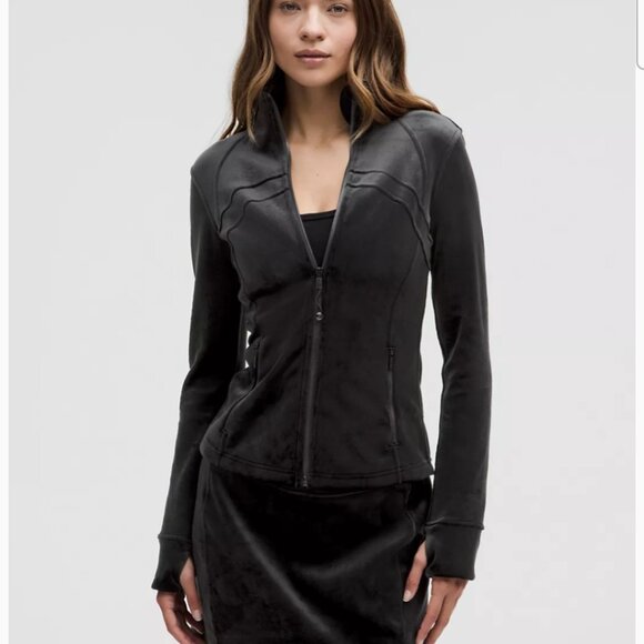 Define jacket velvet- velour lululemon nwt new  size 4 - Picture 1 of 4